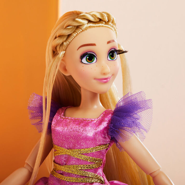 Disney Princesses, série Style, poupée 10 Raiponce au style contemporain