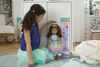 Baby Alive Poupée Princesse Ellie grandit !, poupée de 45 cm qui parle et grandit, 9 accessoires