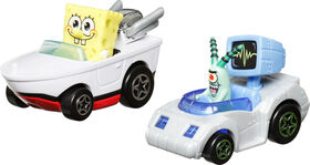 Hot Wheels RacerVerse Die-Cast Cars, Set of 2 Toy Vehicles with Character Drivers Optimized for RacerVerse Track (Styles May Vary)