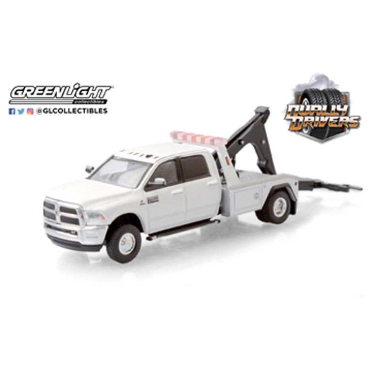 1:64 Dually Drivers Series 5 - Colours and styles may vary