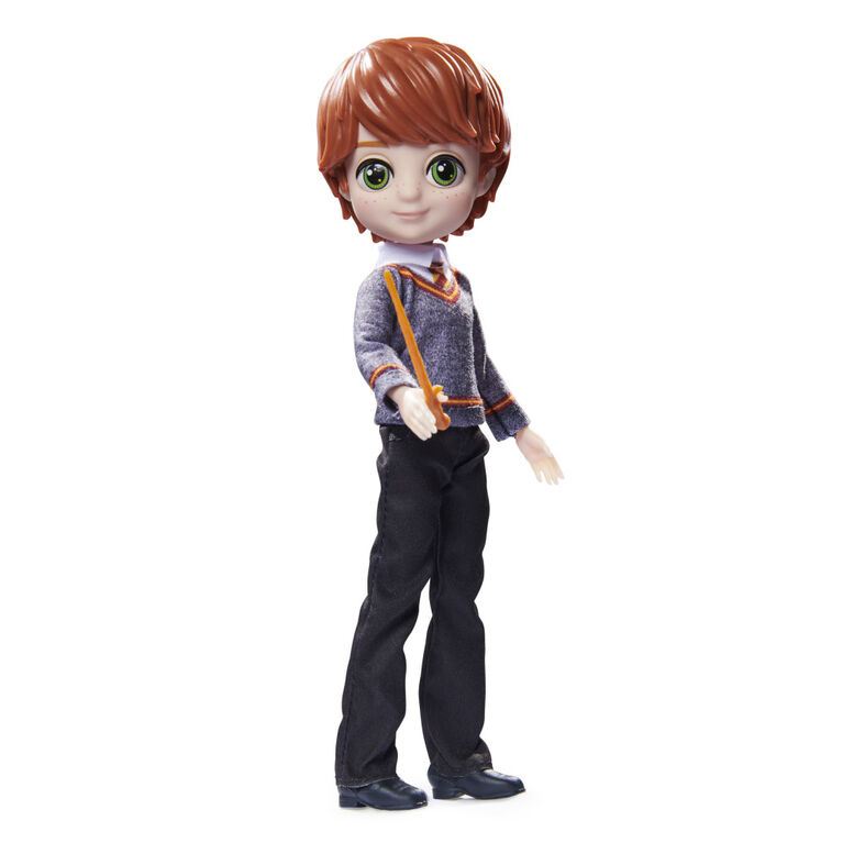 Ron Weasley Poudlard uniforme scolaire découpe en carton grandeur nature /  voyageur debout