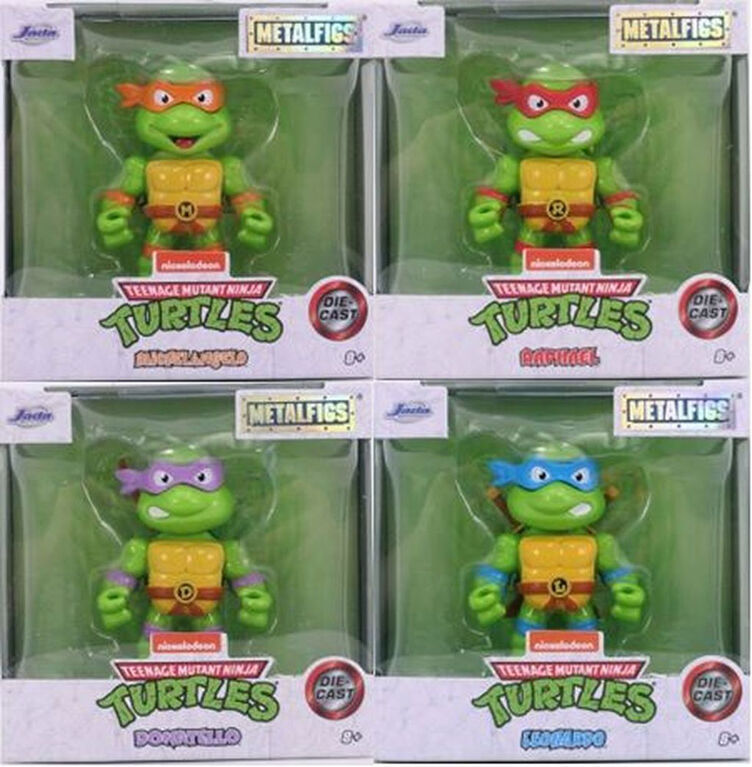 2.5" Teenage Mutant Ninja Turtles Keychain Metal Figure in PDQ - 1 per order, colour may vary (Each sold separately, selected at Random)