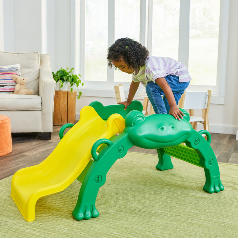 KidKraft Hop N Slide Frog Climber