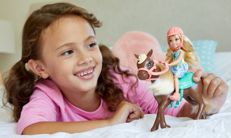 Barbie Club Chelsea and Horse doll, Dressed in an Outfit and Accessories