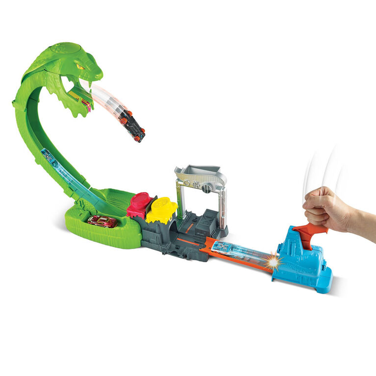 Hot Wheels Toxic Snake Strike