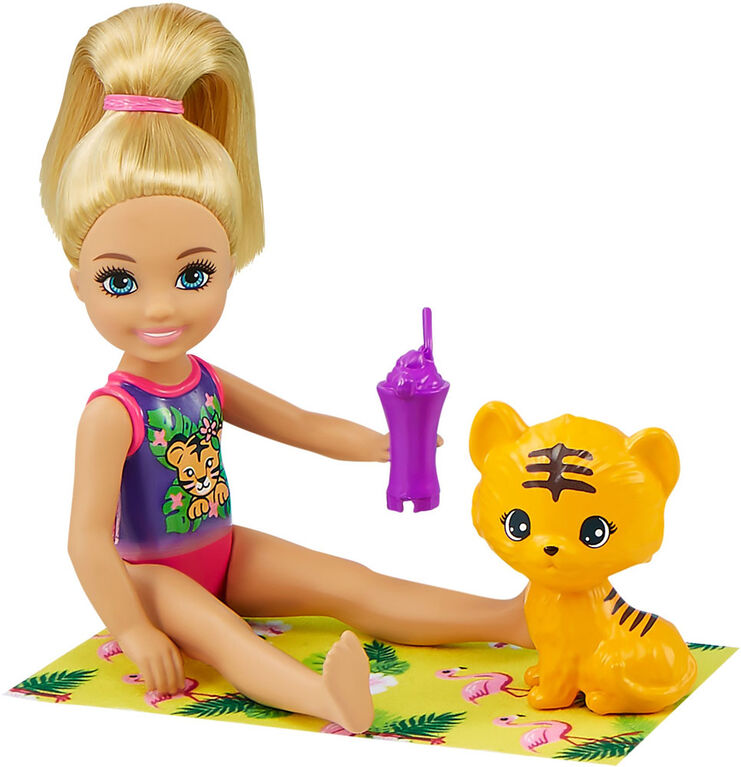 Barbie and Chelsea The Lost Birthday Doll & Splashtastic Pool Surprise Playset