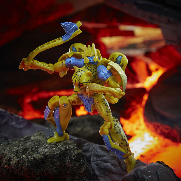 Transformers Deluxe WFC-K4 Cheetor Action Figure