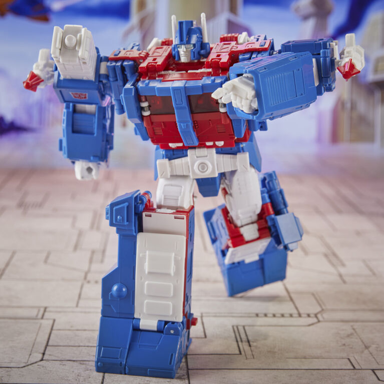 Transformers Studio Series Commander The Transformers: The Movie 86-21 Ultra Magnus 9.5 Inch Action Figure