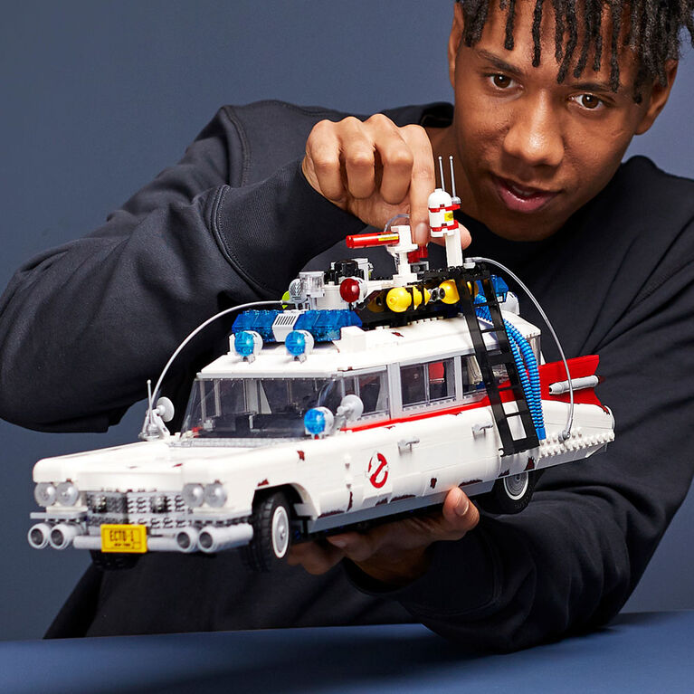 Ghostbusters Movie Ecto-1 Playset with Accessories for Kids Ages 4 and Up  for Kids, Collectors, and Fans - Ghostbusters