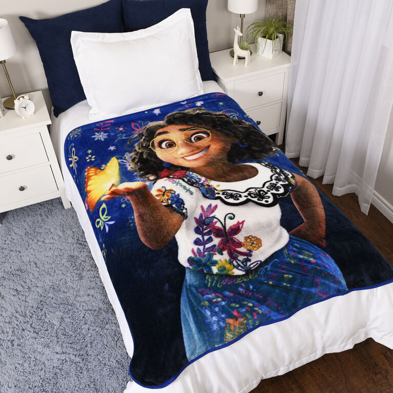 Jeté en molleton Encanto de Disney pour enfant (127 x 152 cm [50 x 60 po]), de Nemcor