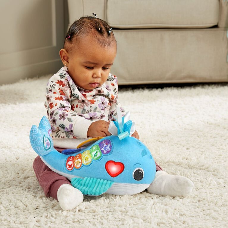 VTech Snuggle and Discover Baby Whale - English Edition