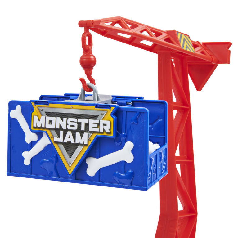 Monster Jam, Blastin' Bones Playset with Exclusive Monster Mutt Dalmatian, Monster Truck Kids Toys for Boys Aged 3 and Up