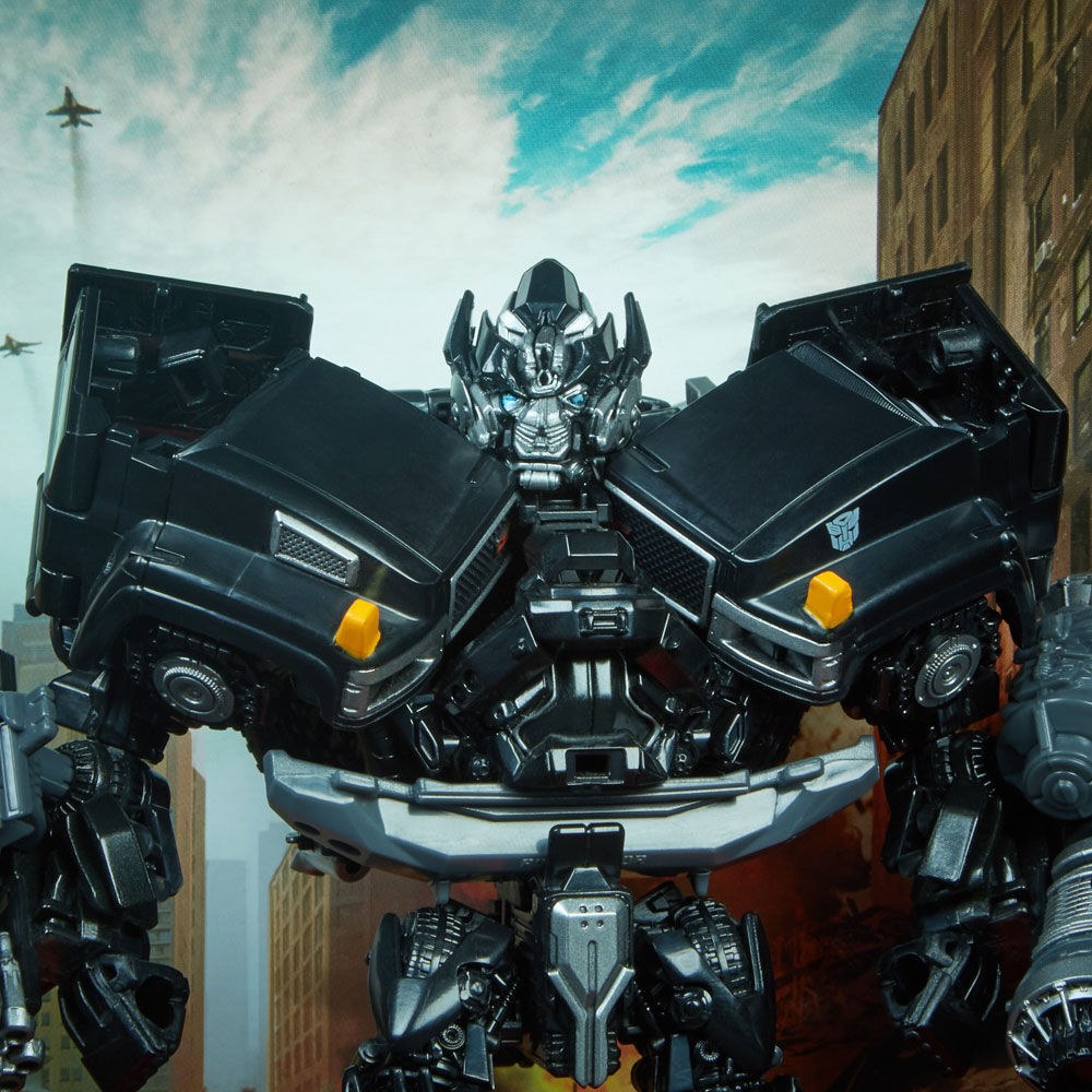 Transformers studio series 14 voyager class movie hot sale 1 ironhide
