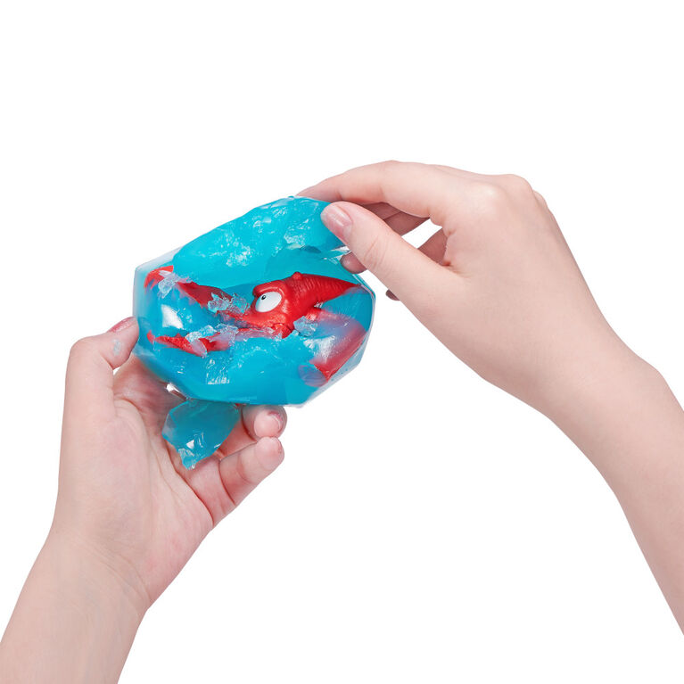 Smashers Dino Ice Age Surprise Egg (With over 25 Surprises!)