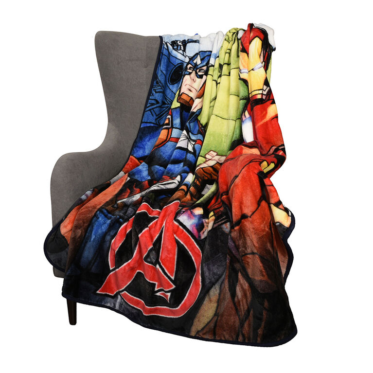Marvel Avengers Kids Fleece Throw Blanket (50x60"), Captain America, Iron Man and The Hulk