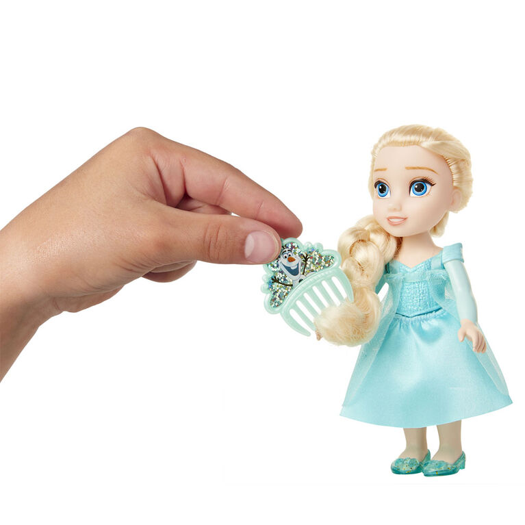 Elsa Petite Poupée Avec Corsage Dur Pailleté et Peigne