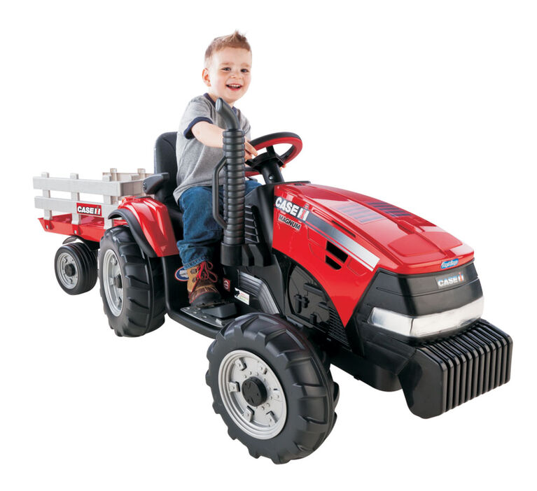 Peg Perego - Case IH Magnum Tractor Ride-On with Trailer  - Red