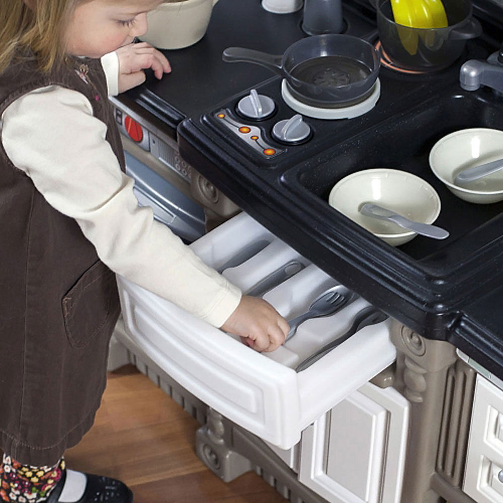 step2 lifestyle dream kitchen playset