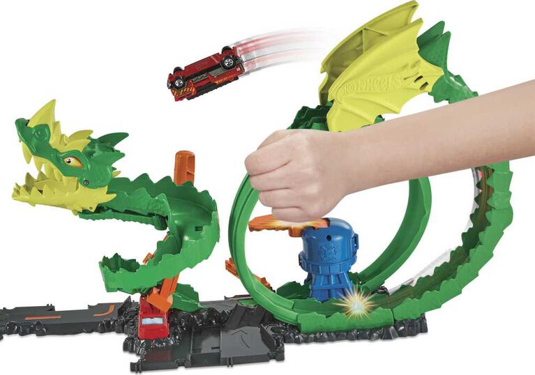 Hot wheels Dragon Drive Firefight Playset And Car Multicolor