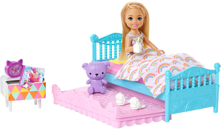 Barbie - Club Chelsea - Poupée et coffret de jeu - Heure du coucher.