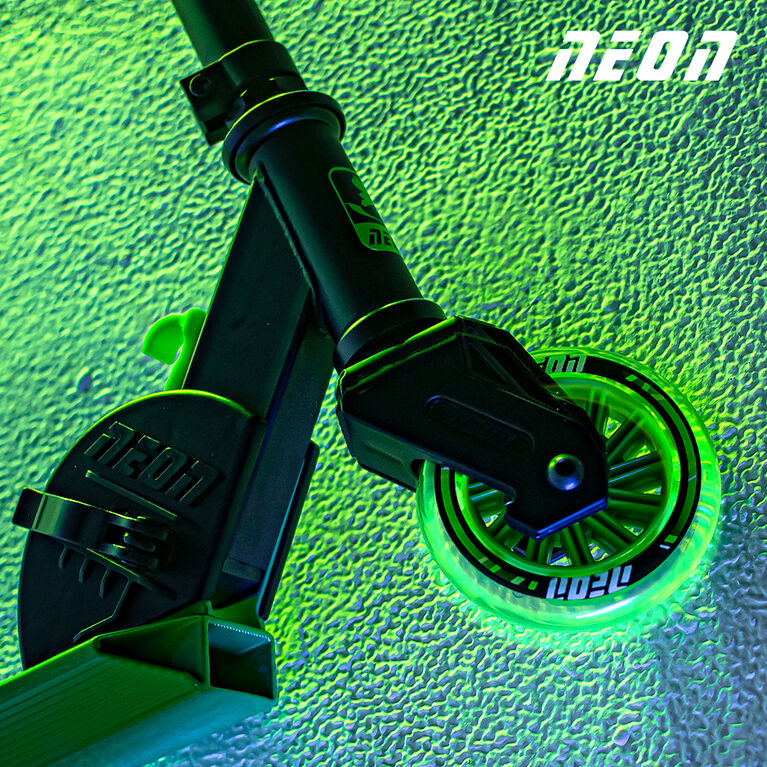 Yvolution Neon Vector Trottinette à 2 roues - Verte