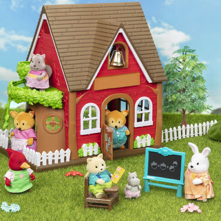 Woodland School House Playset, Woodzeez, Ensemble d'école avec accessoires - les motifs peuvent varier