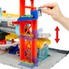 Matchbox Spin Cyclone Car Wash Playset with 1:64 Scale Die-Cast Toy Corvette & Tow Truck