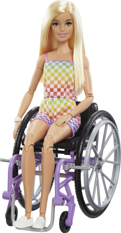 Poupée Barbie Fashionista avec fauteuil roulant, rampe et accessoires —  Juguetesland