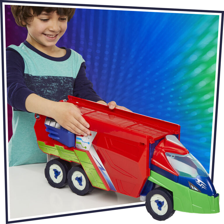 PJ Masks PJ Launching Seeker Preschool Toy, Transforming Vehicle Playset with 2 Cars, 2 Action Figures - English Edition