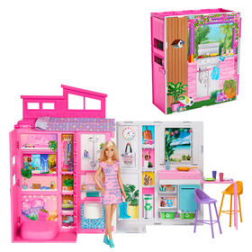 Barbie Getaway Doll House with Barbie Doll, 4 Play Areas and 11 Decor Accessories