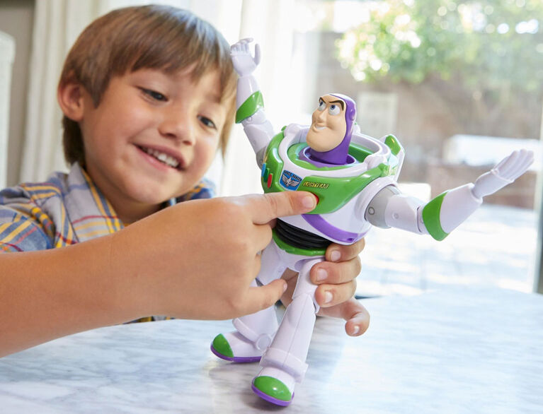Disney/Pixar Toy Story True Talkers Buzz Lightyear Figure  - English Edition