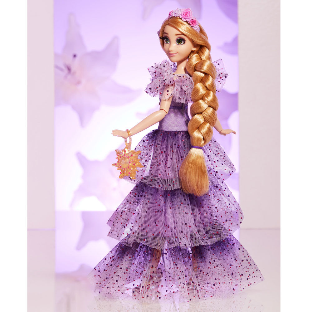 Hasbro B5284 Bambola Principessa Rapunzel Classic Fashion Disney Princess 
