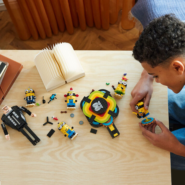 Ensemble LEGO Détestable Moi 4 Gru et Minions en briques 75582