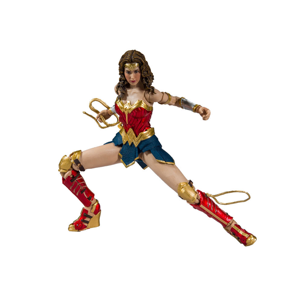 Wonder woman doll hotsell toys r us