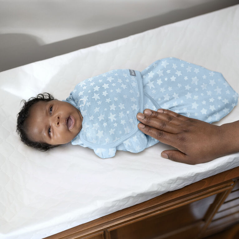 SwaddleMe by Ingenuity Velboa Original Swaddle - Blue Stars