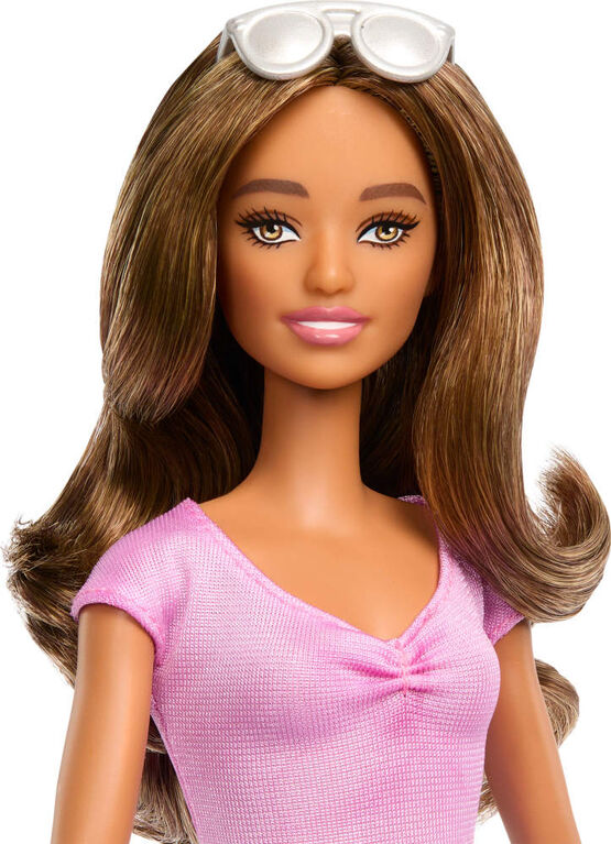 Barbie Fashionistas Doll #228 Blind Barbie Doll Wearing Pastel Outfit with Cane and Sunglasses