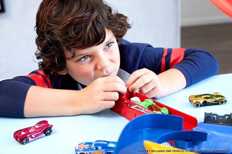 Hot Wheels Volcano Escape Playset Toys R Us Canada