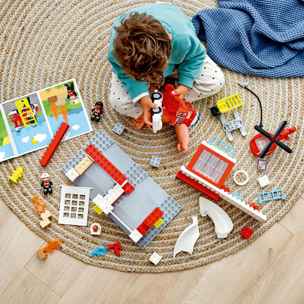 Duplo firehouse clearance