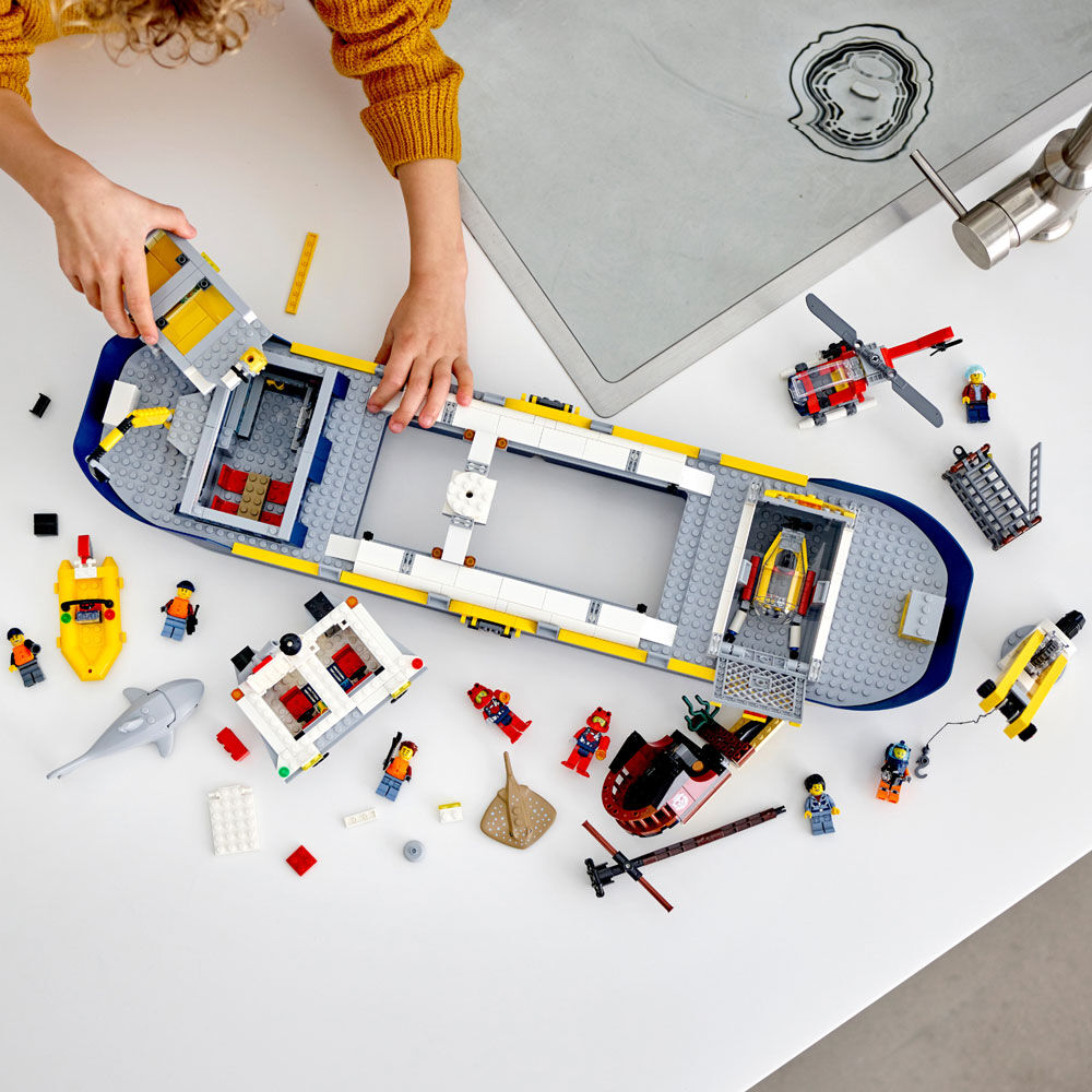 Lego 60266 video deals
