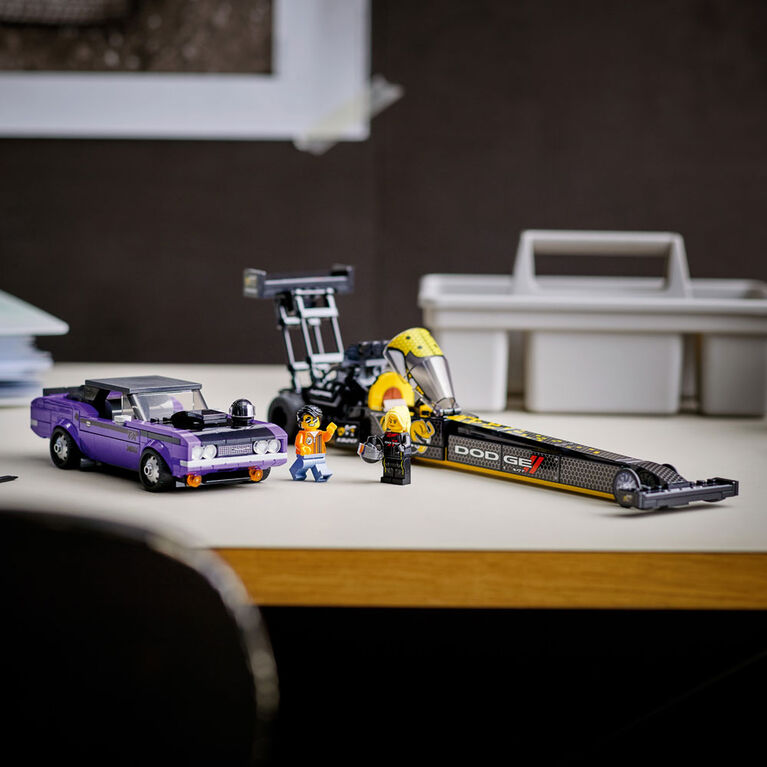 LEGO Speed Champions Mopar Dodge//SRT Top Fuel Dragster and 1970 Dodge Challenger T/A 76904 (627 pieces)