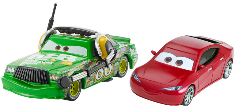 Disney/Pixar Les Bagnoles 3 - Véhicule en métal moulé sous pression - Coffret de 2 - Chick Hicks avec casque et Natalie Certain.