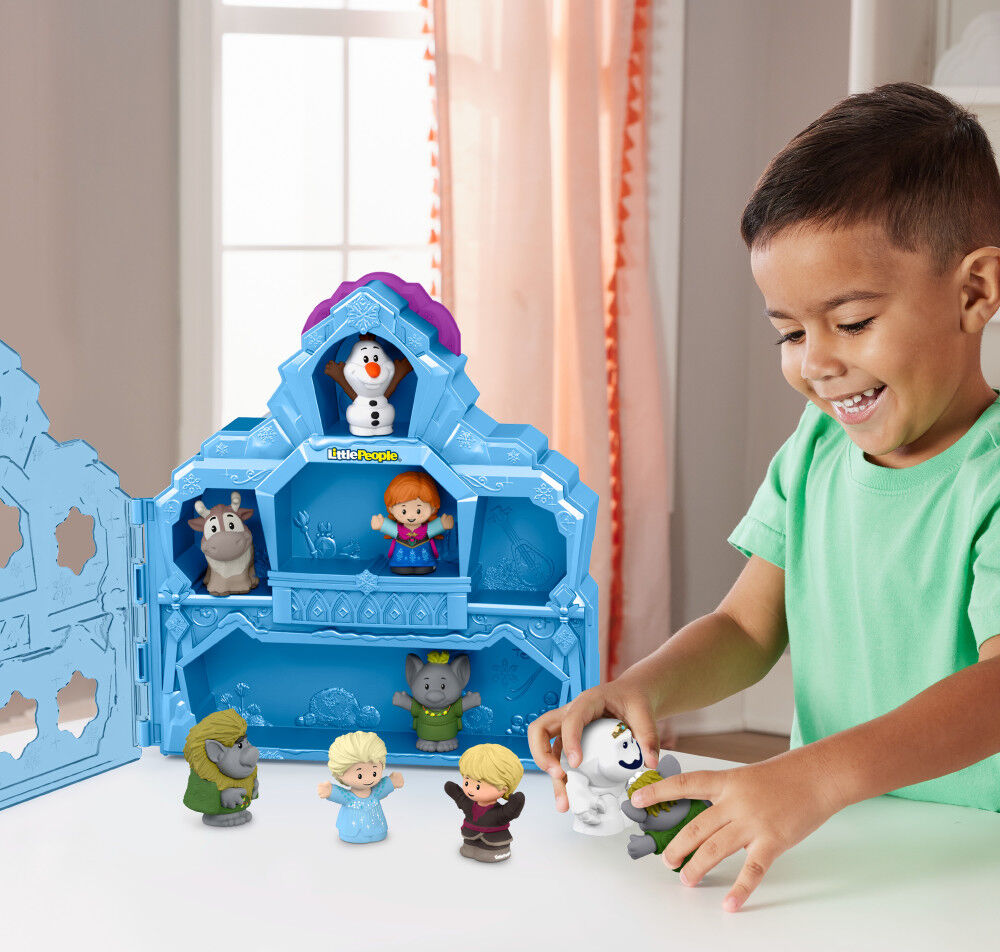 Disney Frozen Castle Playset with 9 Fisher Price Little People