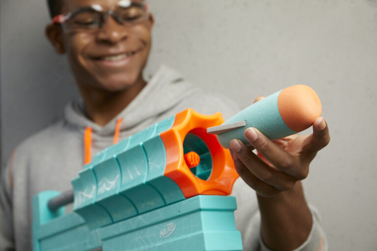 Nerf Roblox SharkBite: Web Launcher Rocker Blaster, Includes Code to Redeem Exclusive Virtual Item, 2 Nerf Rockets, Pump Action