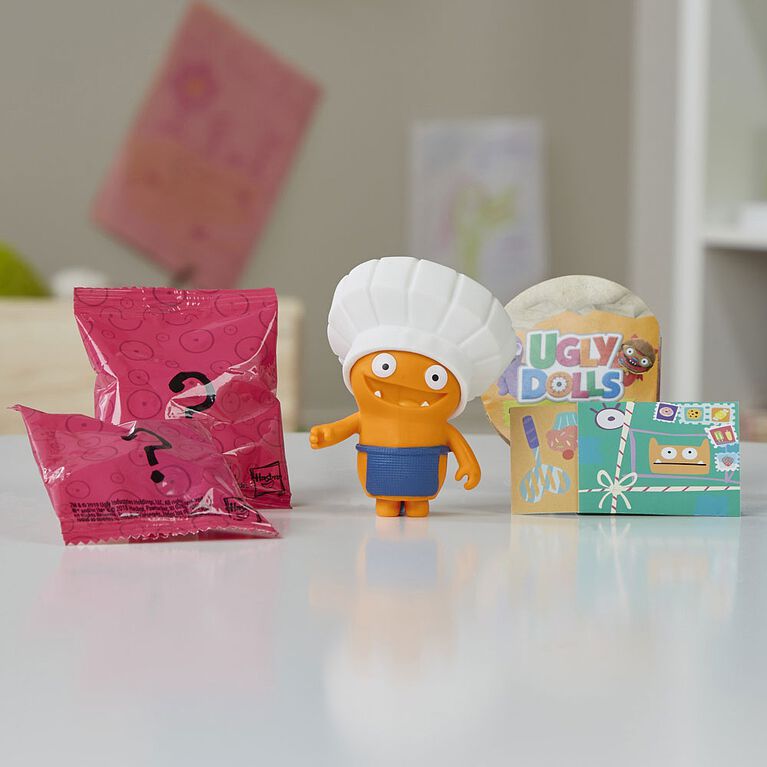 UglyDolls - Déguisements surprise Wage chef astucieuse.