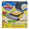 Play-Doh Kitchen Creations Cheesy Sandwich Play Food Set