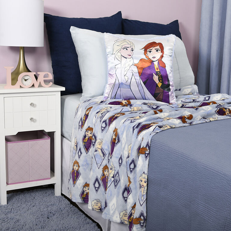 Disney Frozen 2 Piece Throw and Cushion Set