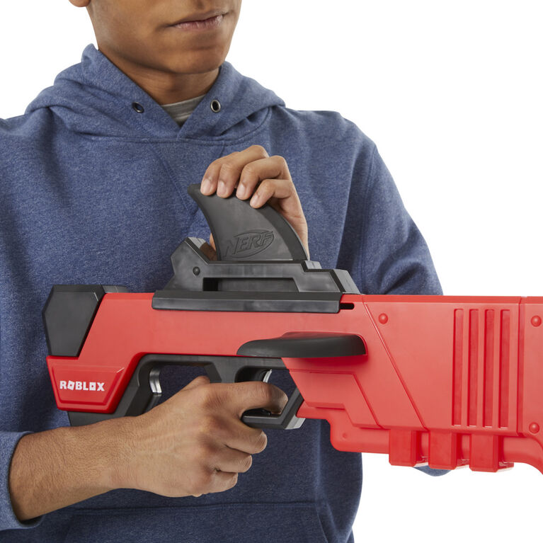 Nerf Roblox MM2: Shark Seeker Dart Blaster, Shark-Fin Priming, 3 Nerf Mega Darts