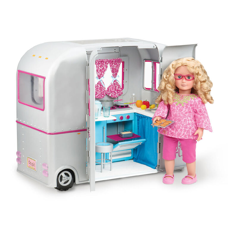 R.V. Seeing You Camper Accessory Set, Our Generation, Ensemble d'aliments pour poupées de 18 po