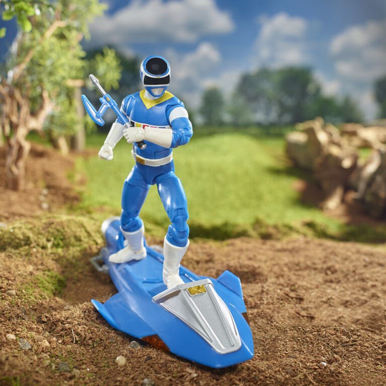 Power Rangers Lightning Collection, Ranger bleu de l'espace bleu et planeur Galaxy, figurine articulée premium de collection de 15 cm
