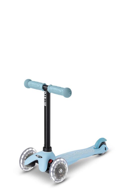 Micro Mini2Grow Deluxe Led Scooter/Blue